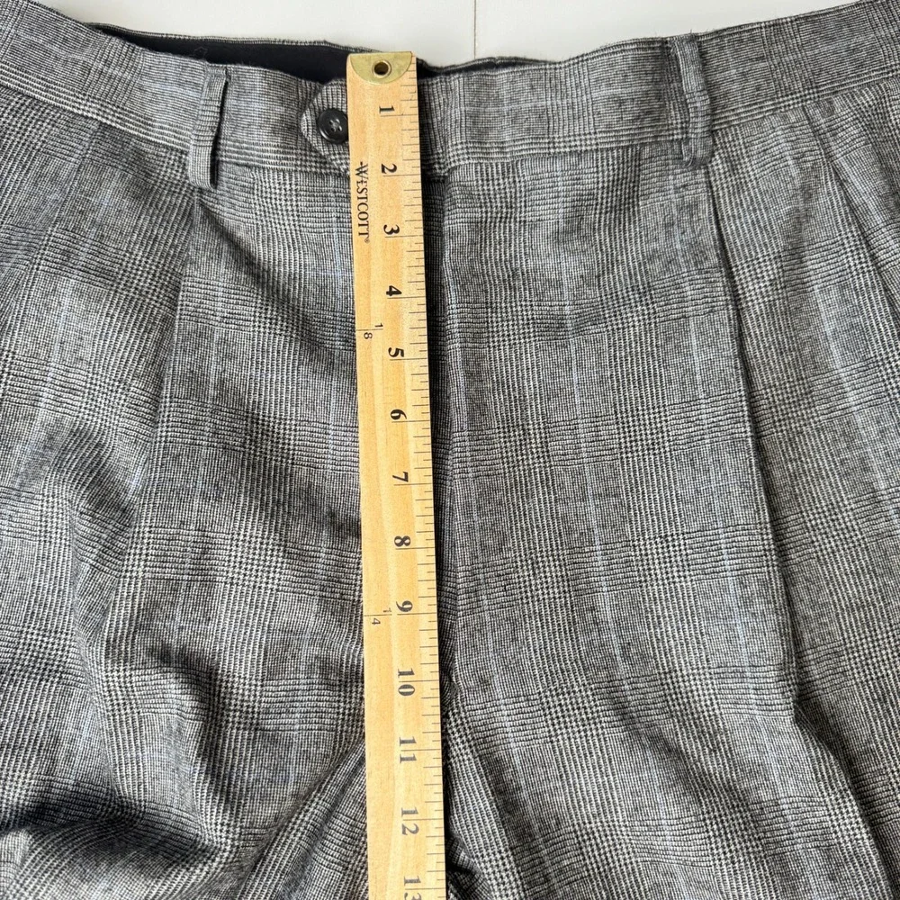 Jos A Bank Executive Collection 100% Wool Pleated Pants Grey Plaid 36R